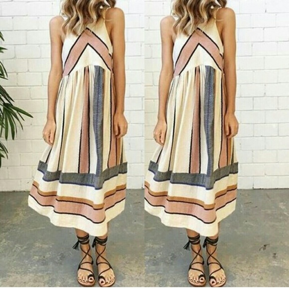 Dresses & Skirts - NEW Multicolor Geometric Pattern Round Neck Dress